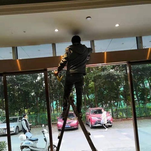 酒店自動門案例，成都酒店感應(yīng)自動門案例